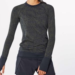 lululemon rest less pullover black/armory 4
